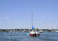 mooring04-1.jpg (205005 bytes)